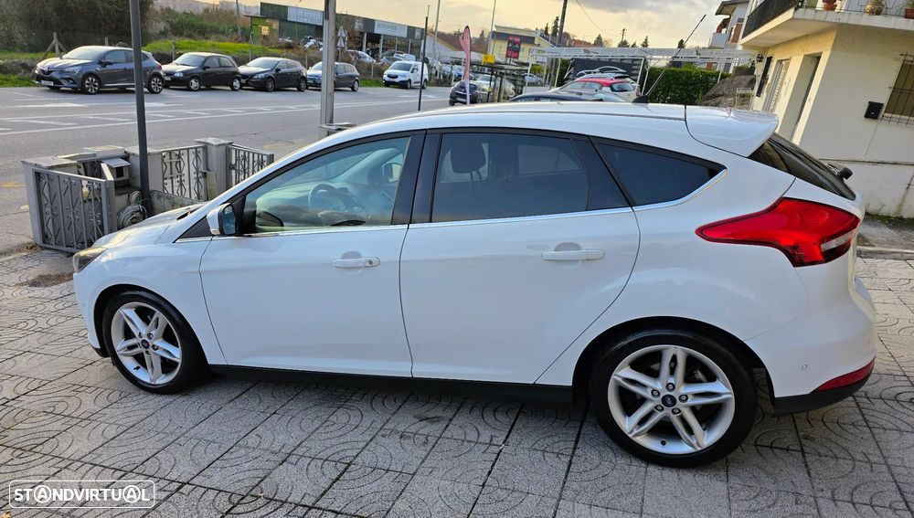Ford Focus 1.0 SCTi Titanium - 19