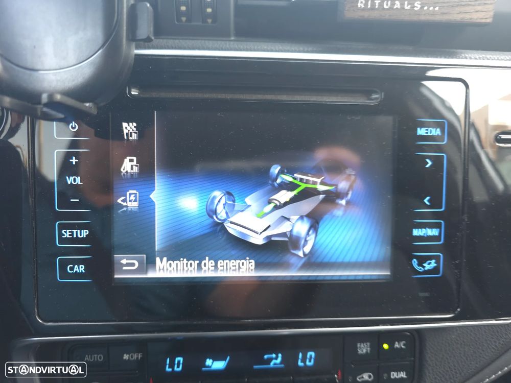 Toyota Auris Touring Sports - 5