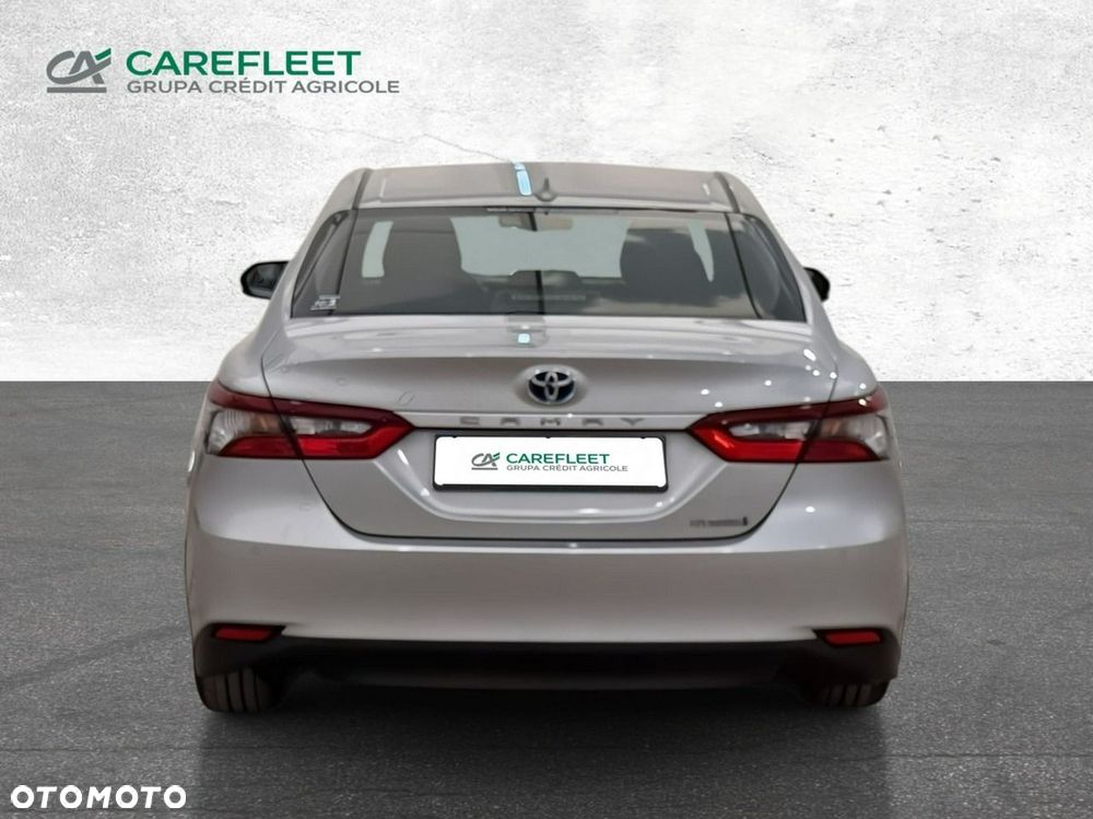 Toyota Camry - 7