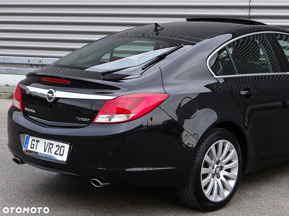 Opel Insignia 2.0 Turbo - 17