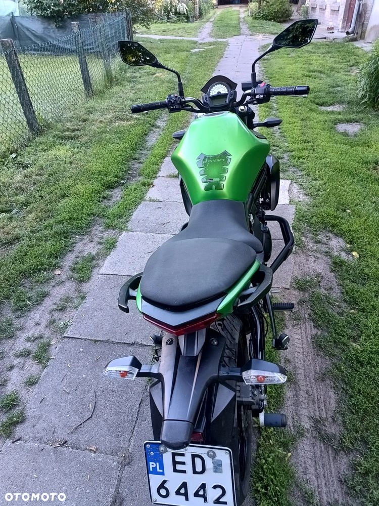 Kawasaki ER - 9