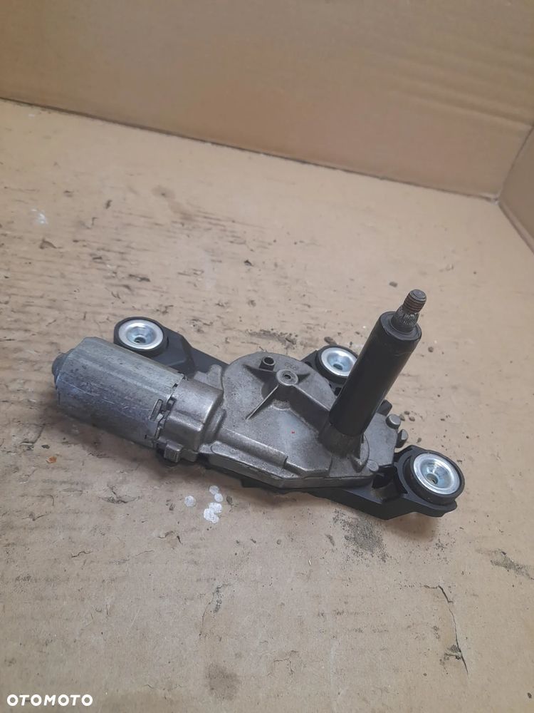 VOLVO V50 SILNICZEK WYCIERACZKI 0390201823 - 5