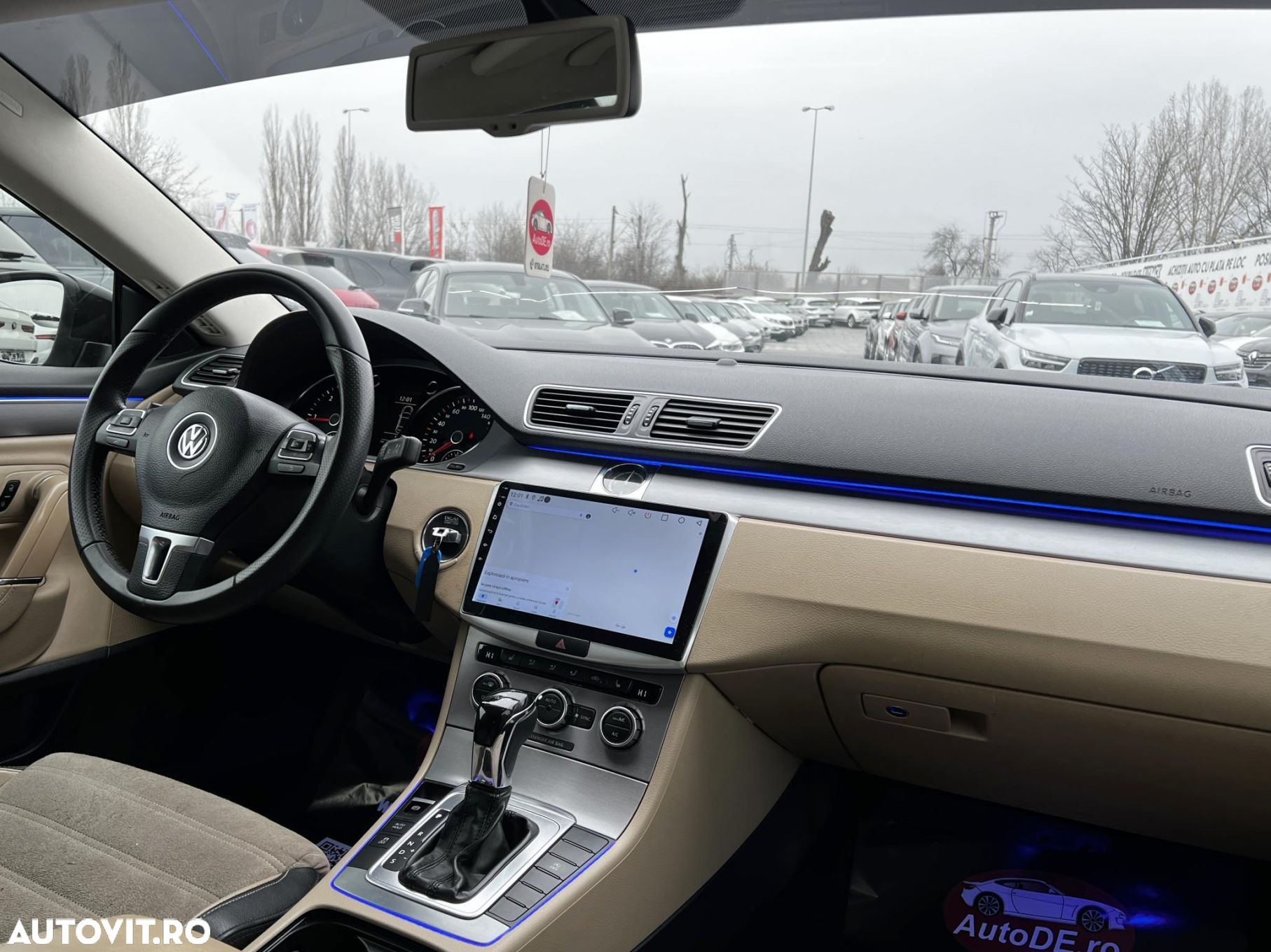 Volkswagen Passat CC - 8