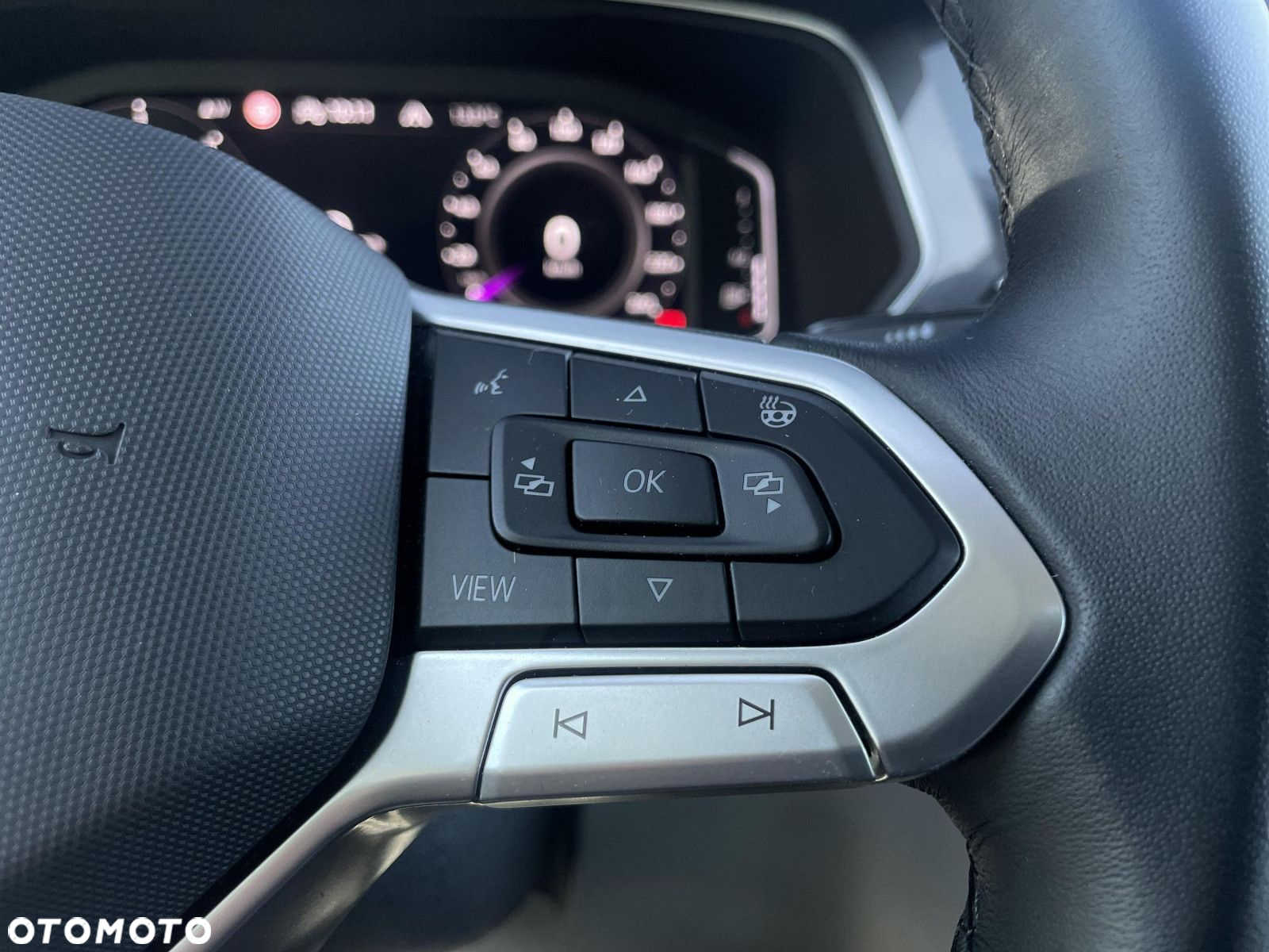 Volkswagen Tiguan - 35