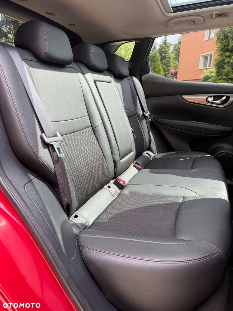 Nissan Qashqai 1.6 DIG-T Tekna+ - 17