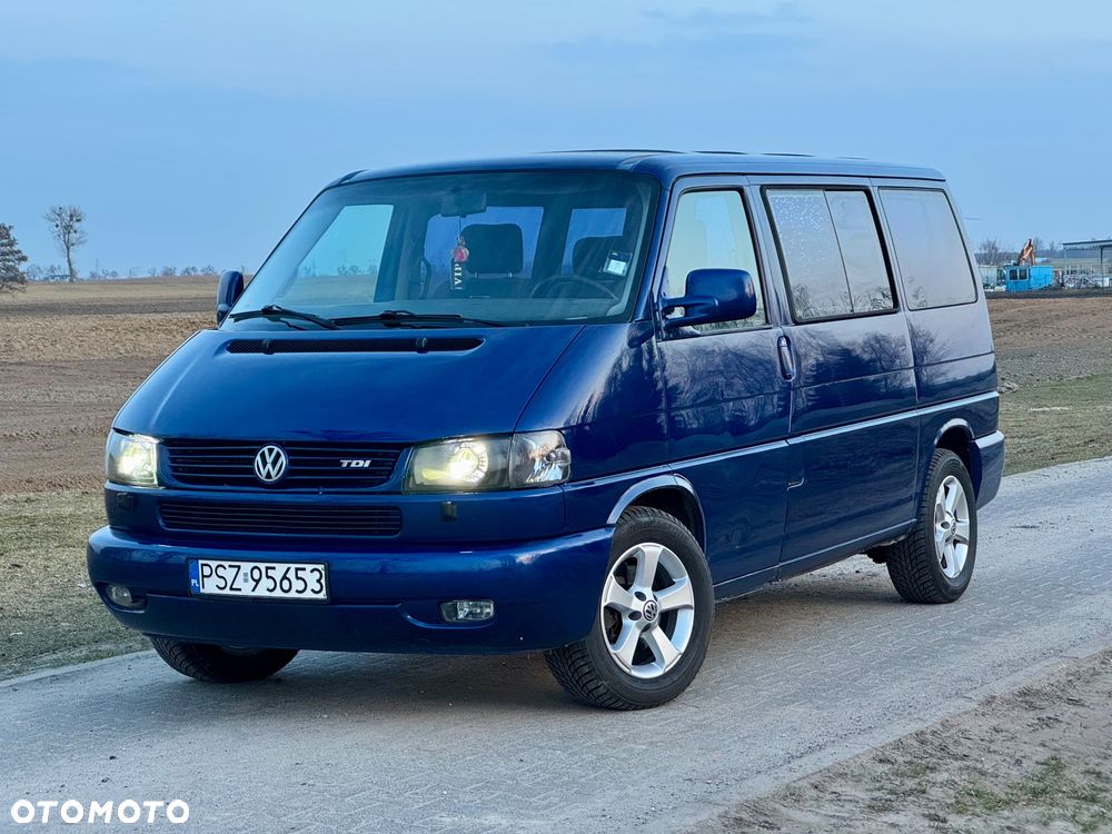 Volkswagen Multivan Standard - 14