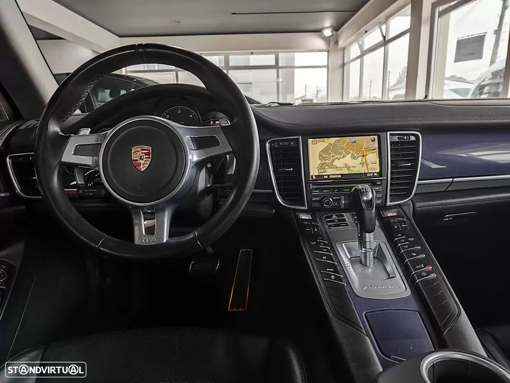 Porsche Panamera Platinum Edition - 32