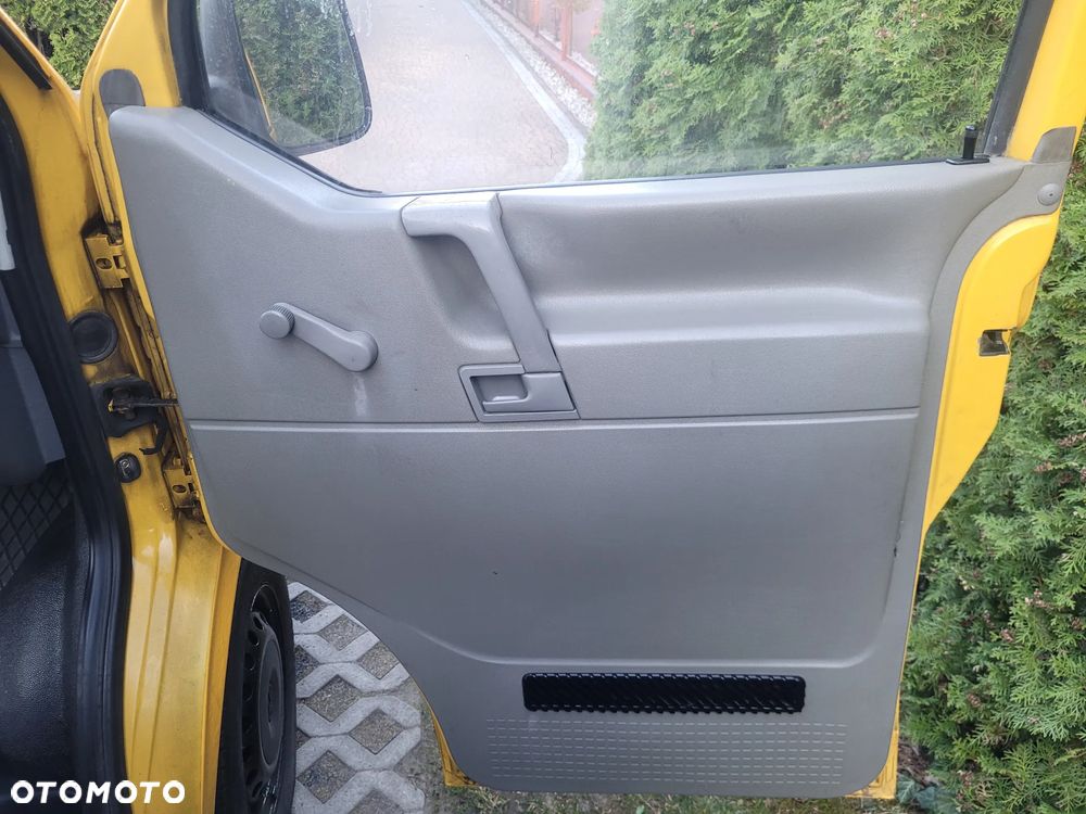 Volkswagen Transporter T4 - 9