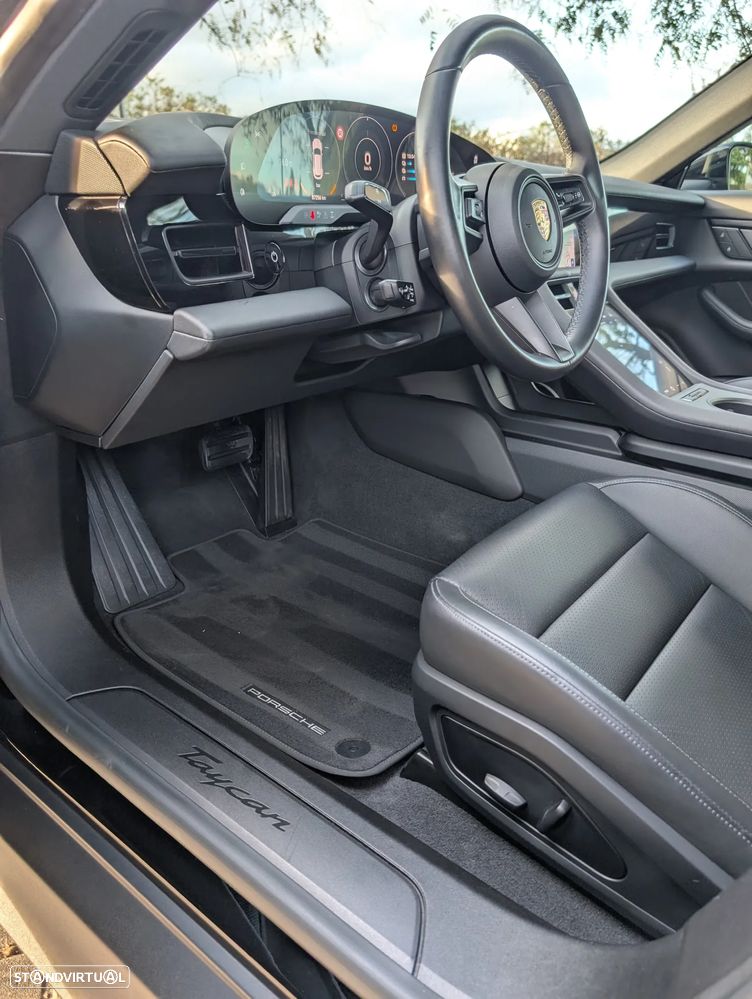 Porsche Taycan Sport Turismo bateria Performance Plus - 12