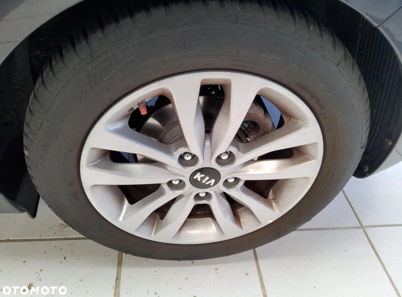 Kia Ceed 1.6 GDI Edition 7 - 9