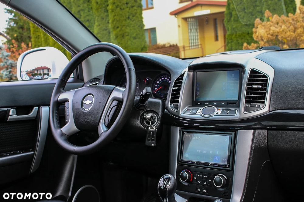 Chevrolet Captiva - 33
