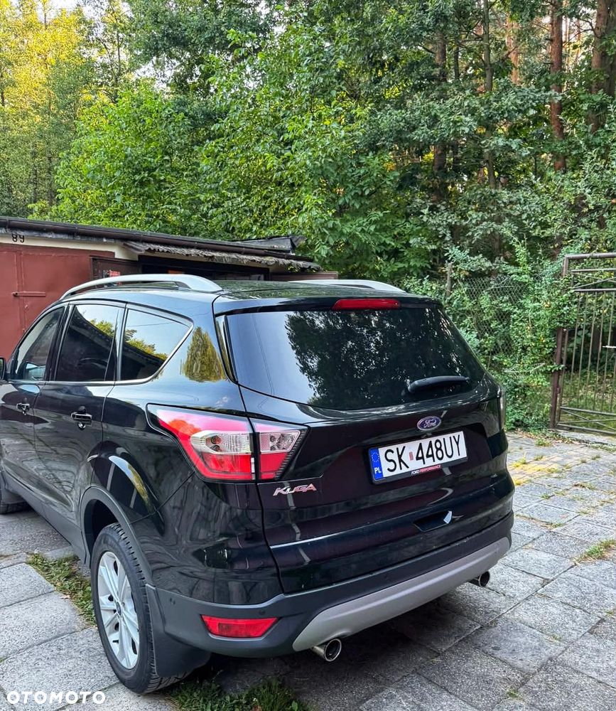 Ford Kuga 1.5 TDCi 2x4 Business Edition - 6