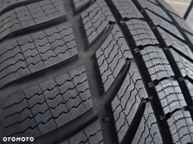 245/45/R19 102V XL Continental Winter Contact TS870P - 4