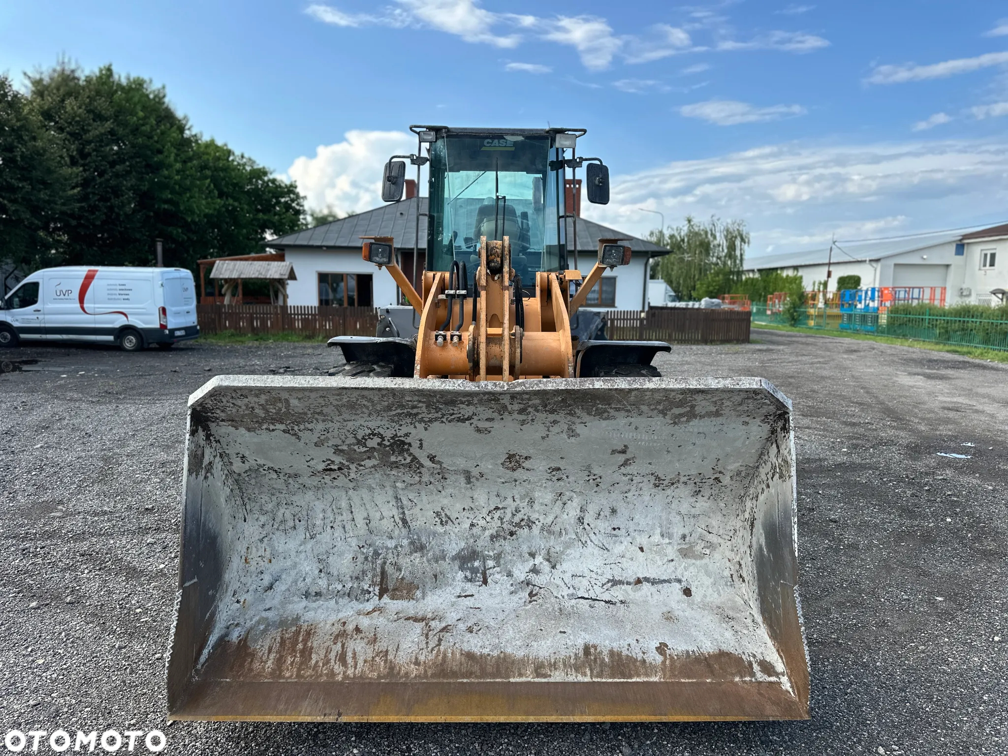Case 521D - 8