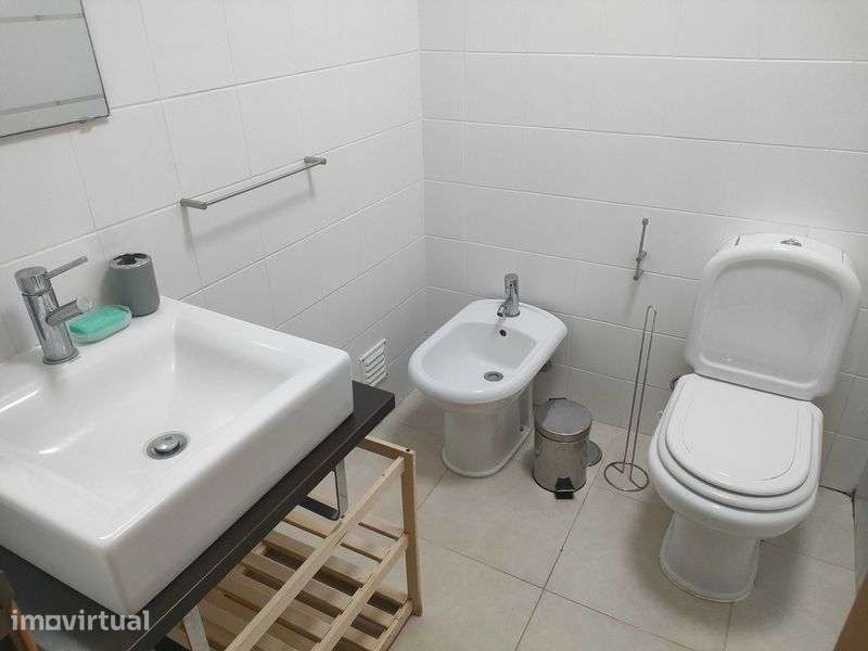 Apartamento T1 em condomínio fechado - Grande imagem: 3/5