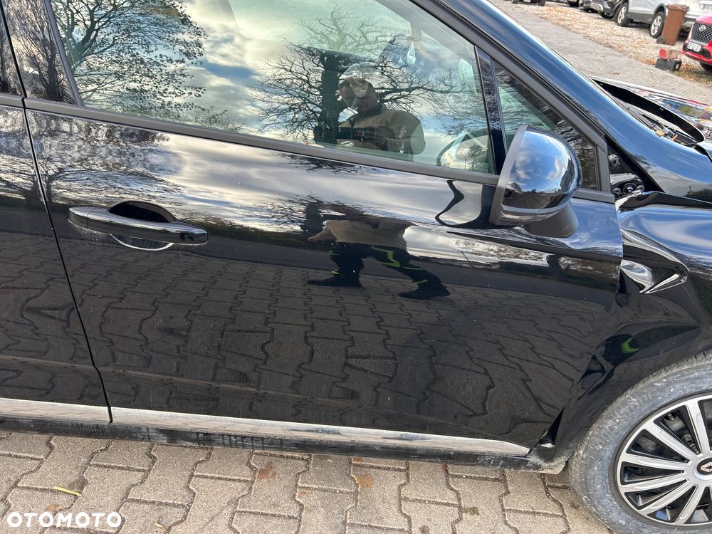 Renault Clio - 32
