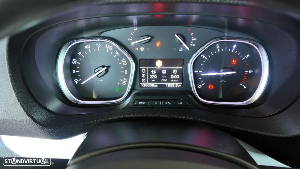 Peugeot Traveller L2 1.5 BlueHDi 120 Allure - 16