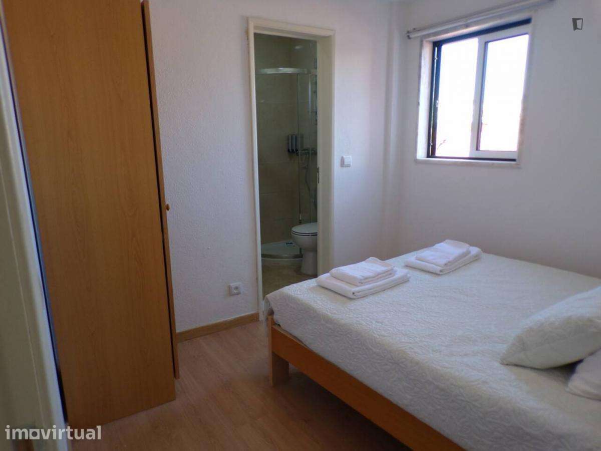 Apartamento com 4 quartos - localizado em Martim Moniz Lisbon - Grande imagem: 4/25