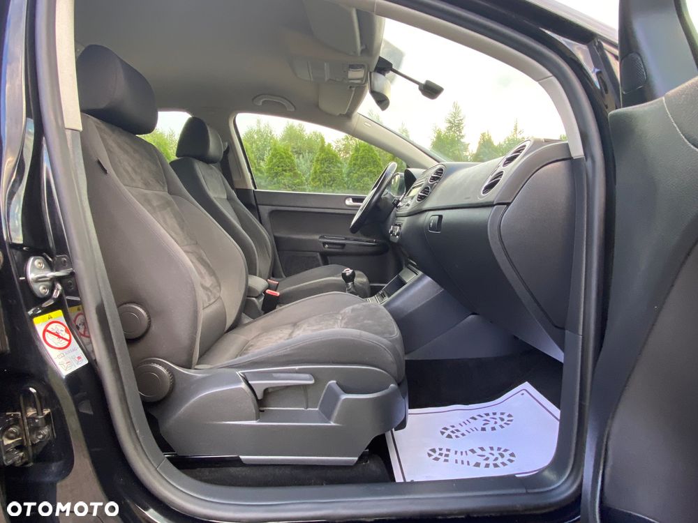 Volkswagen Golf Plus 2.0 TDI DPF Highline - 32
