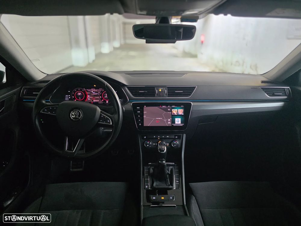 Skoda Superb Break 1.6 TDI Style Greenline - 9