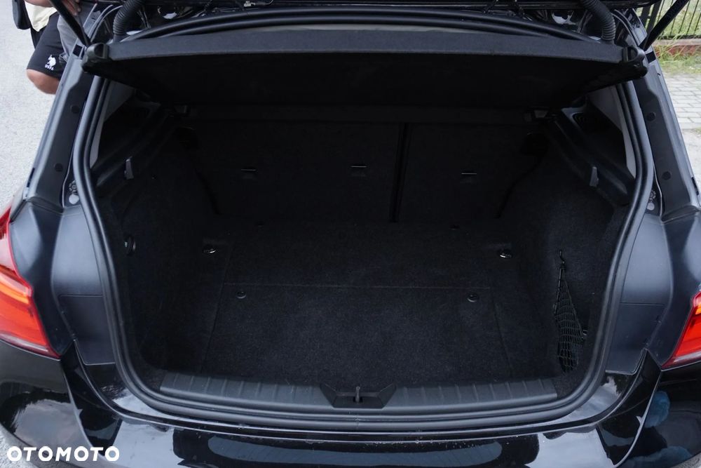 BMW Seria 1 116i Advantage - 16