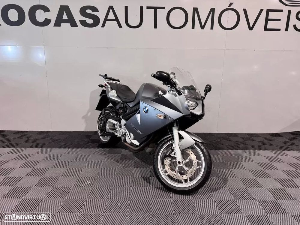 BMW F 800 ST - 11