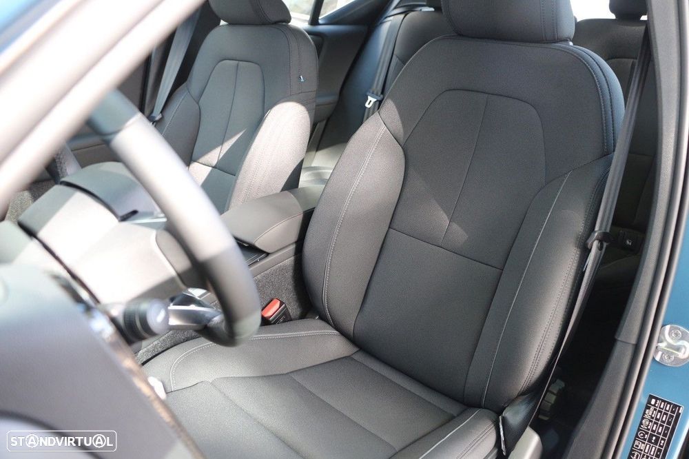 Volvo XC 40 Recharge Plus - 16