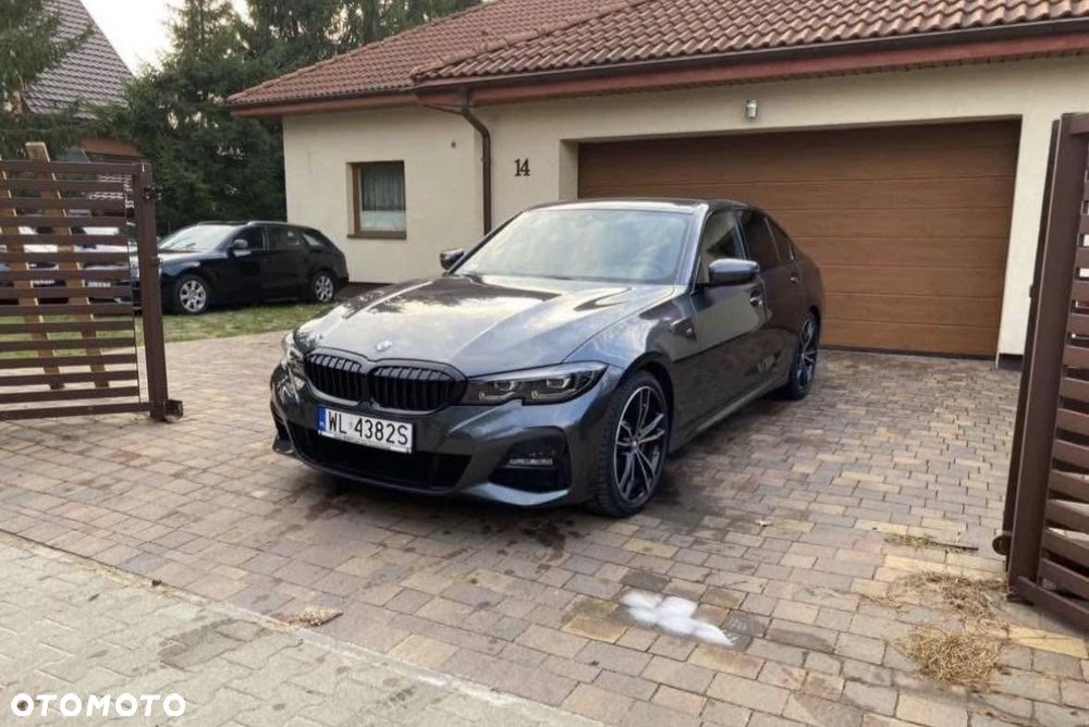 BMW Seria 3 330i xDrive M Sport sport - 2