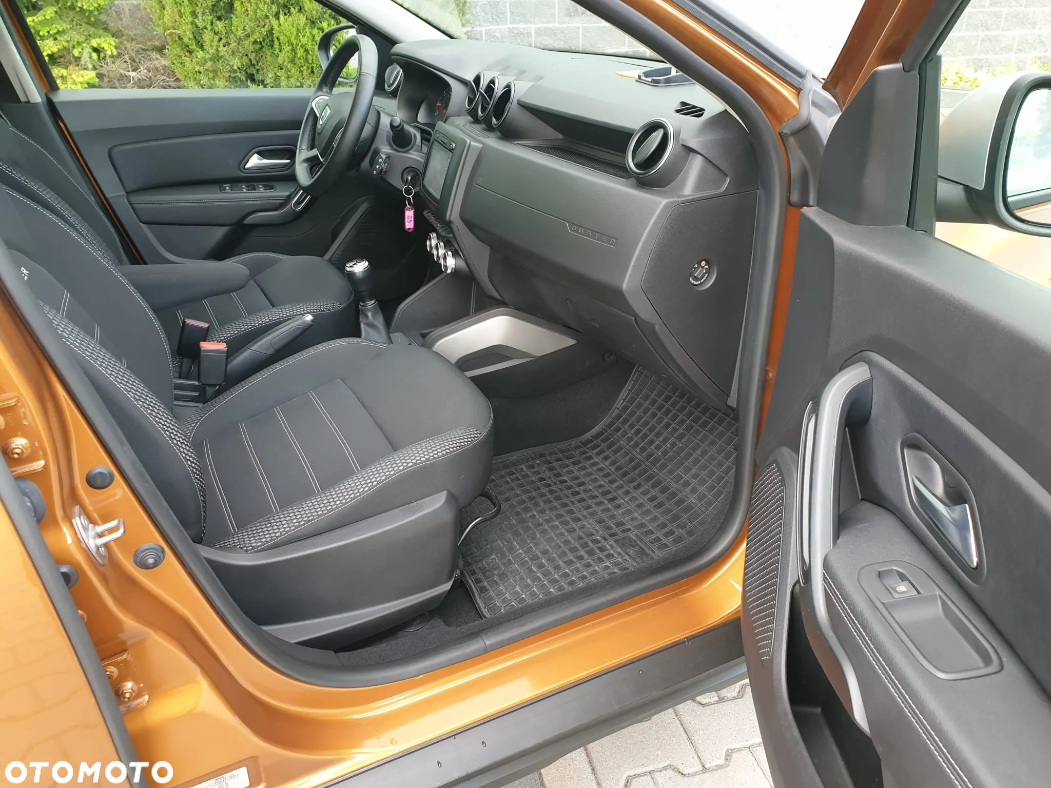 Dacia Duster 1.6 SCe Prestige - 14