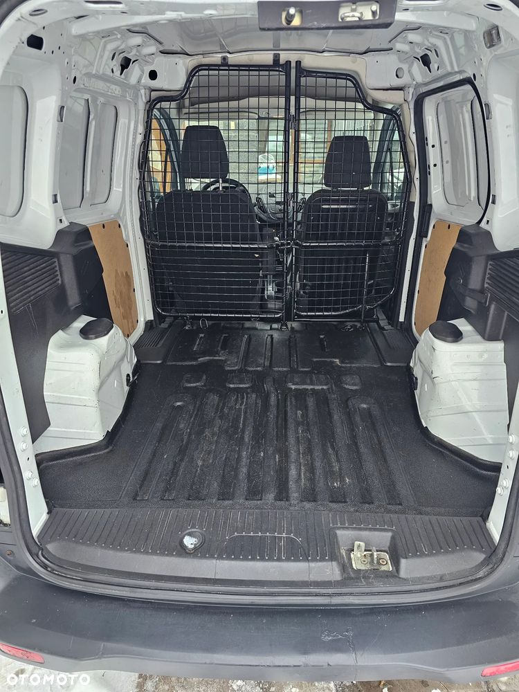 Ford Transit Courier Ambiente - 17