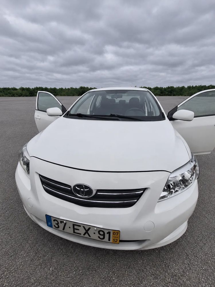 Toyota Corolla 1.4 D-4D Premium Plus