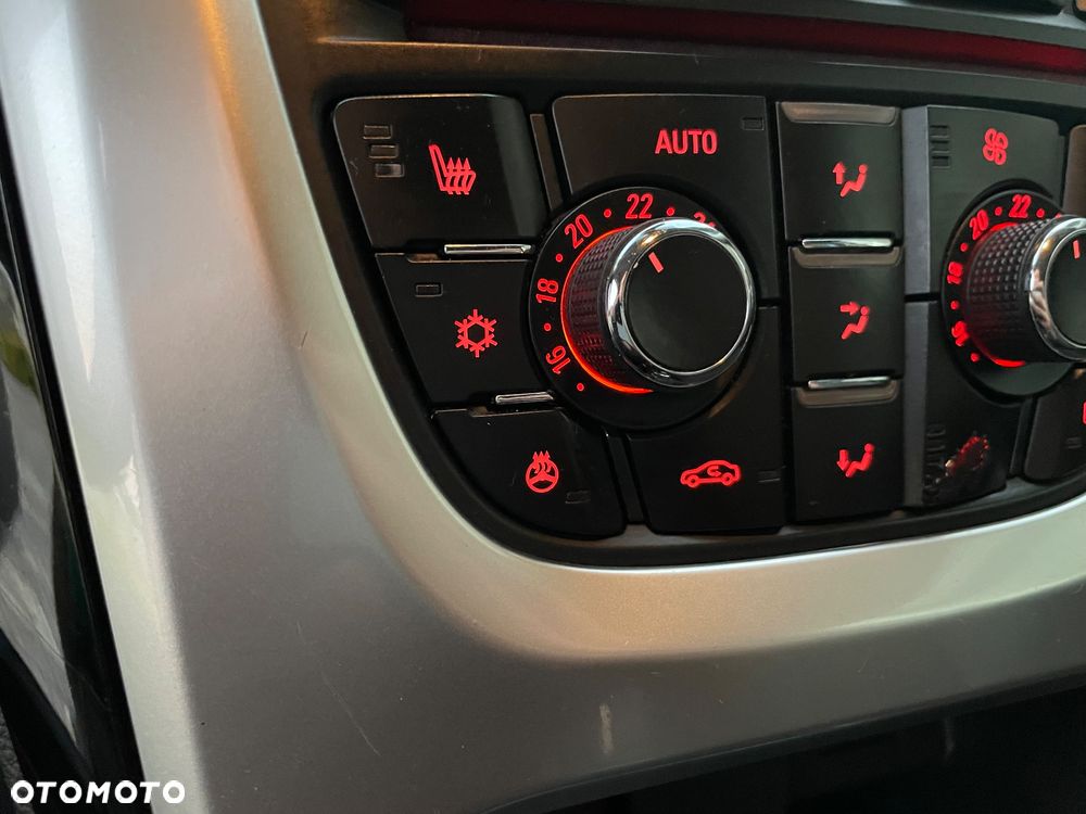 Opel Astra 1.4 Turbo Edition - 15