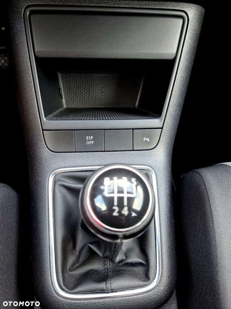 Volkswagen Golf Plus - 27