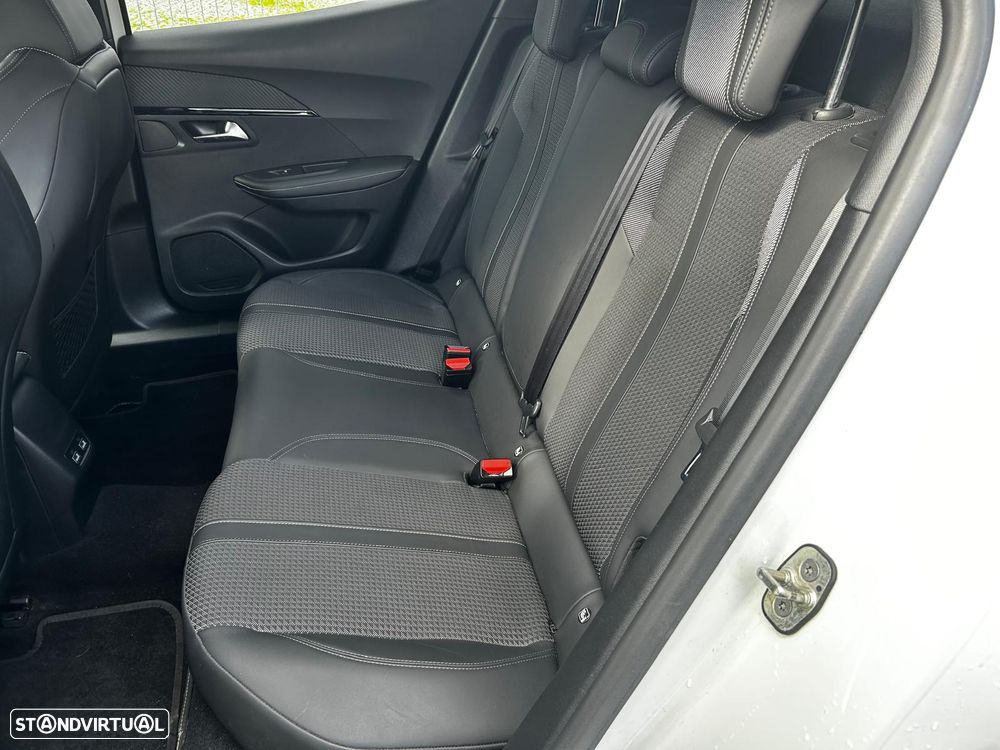 Peugeot 2008 1.2 PureTech GT Line - 10