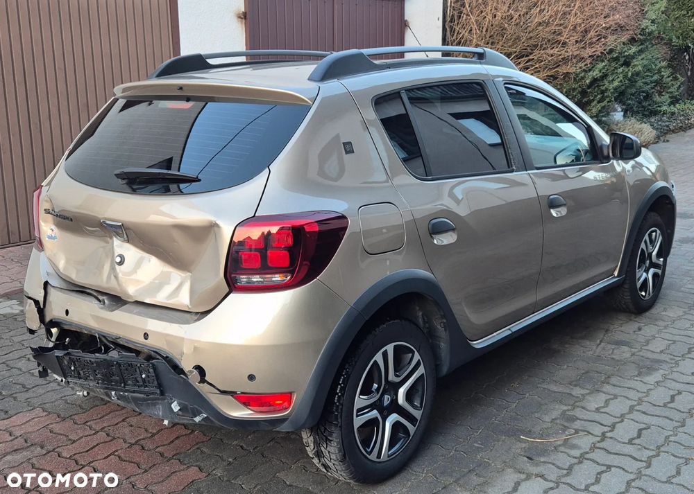 Dacia Sandero Stepway TCe 90 Easy-R Celebration - 3