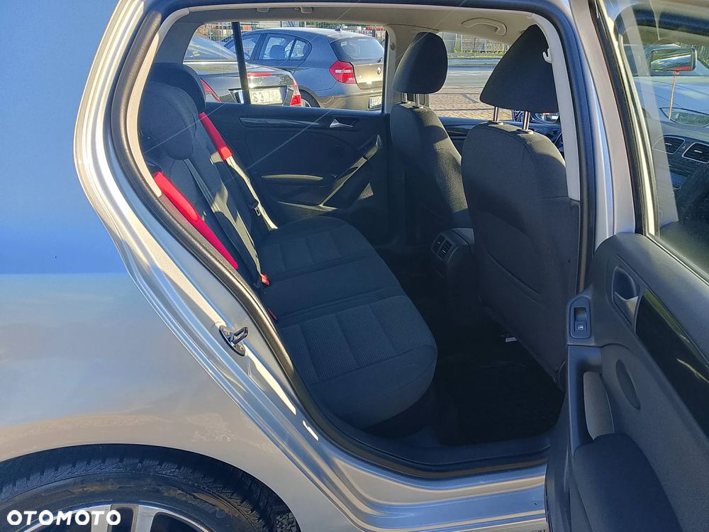 Volkswagen Golf 1.4 TSI BMT Comfortline - 10