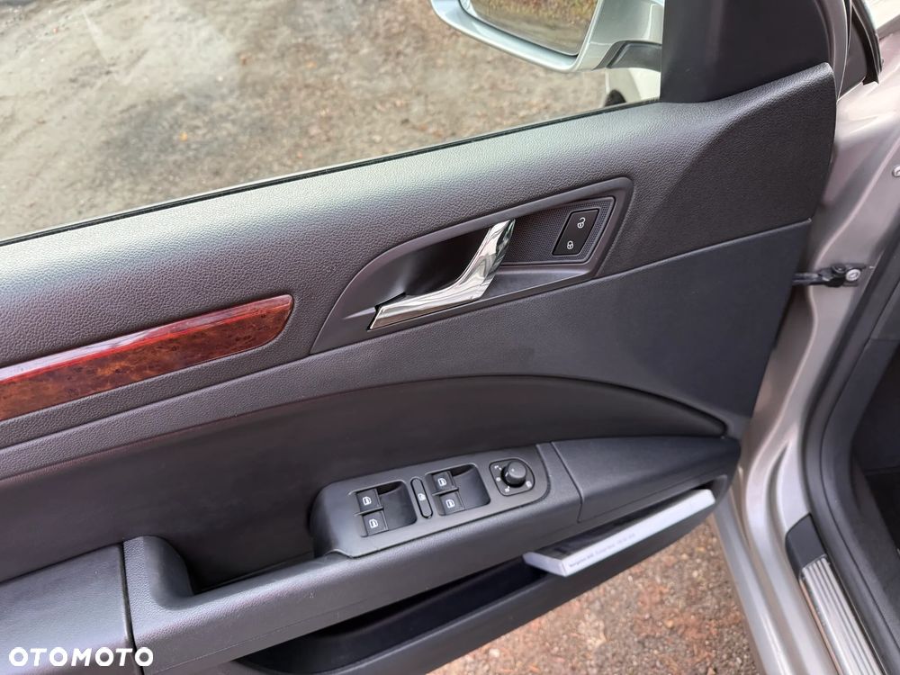 Skoda Superb 2.0 TDI Exclusive - 14