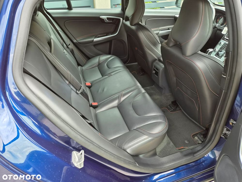 Volvo V60 D4 Ocean Race - 7