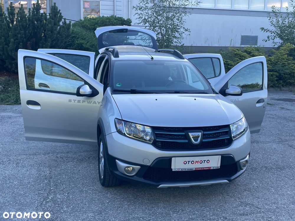 Dacia Sandero Stepway TCe 90 (S&S) Celebration - 38