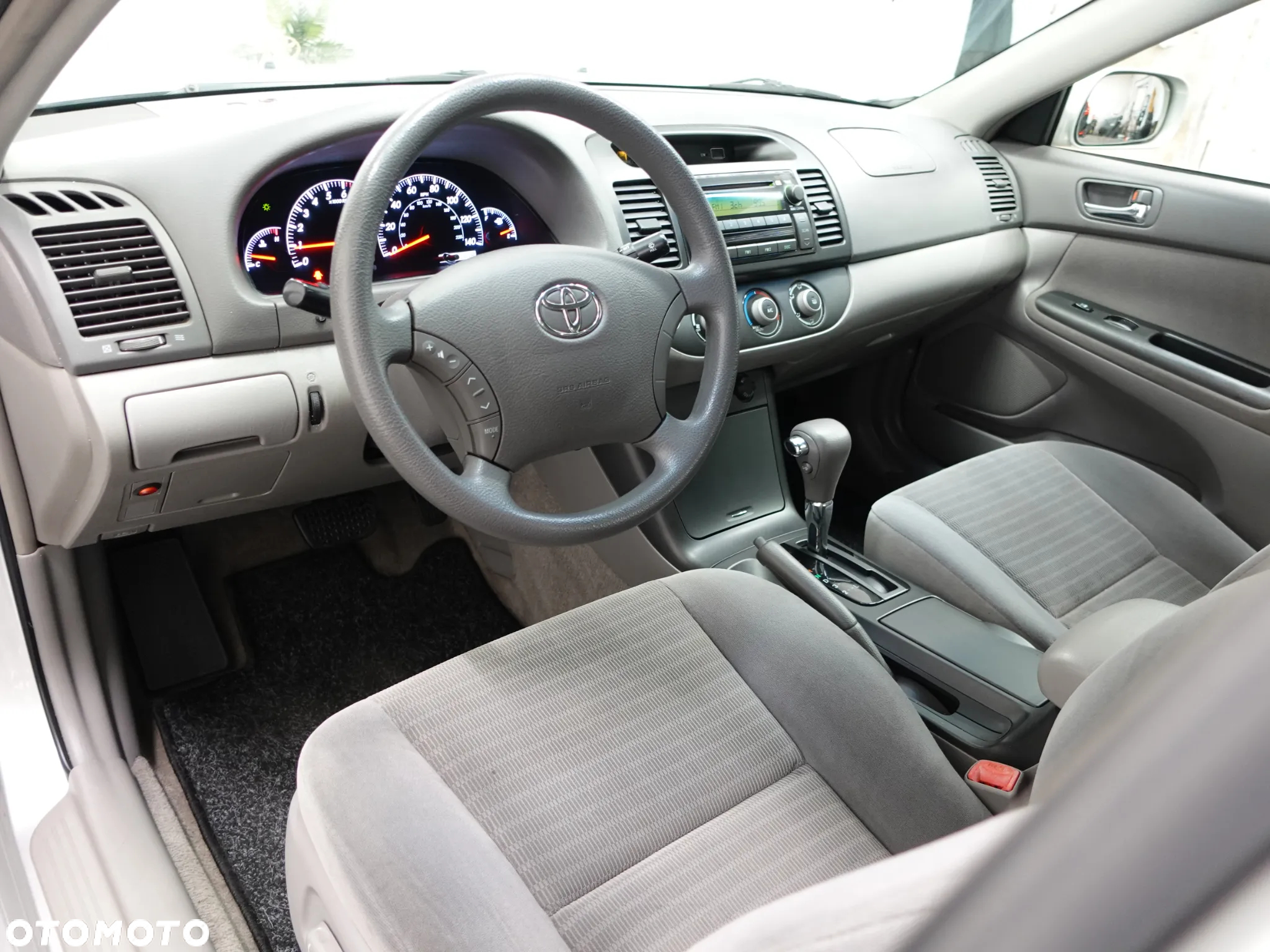 Toyota Camry 2.4 VVT-i - 22