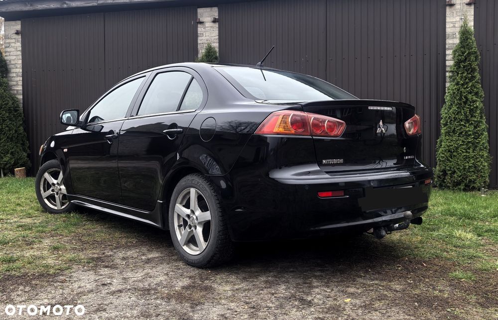 Mitsubishi Lancer - 1