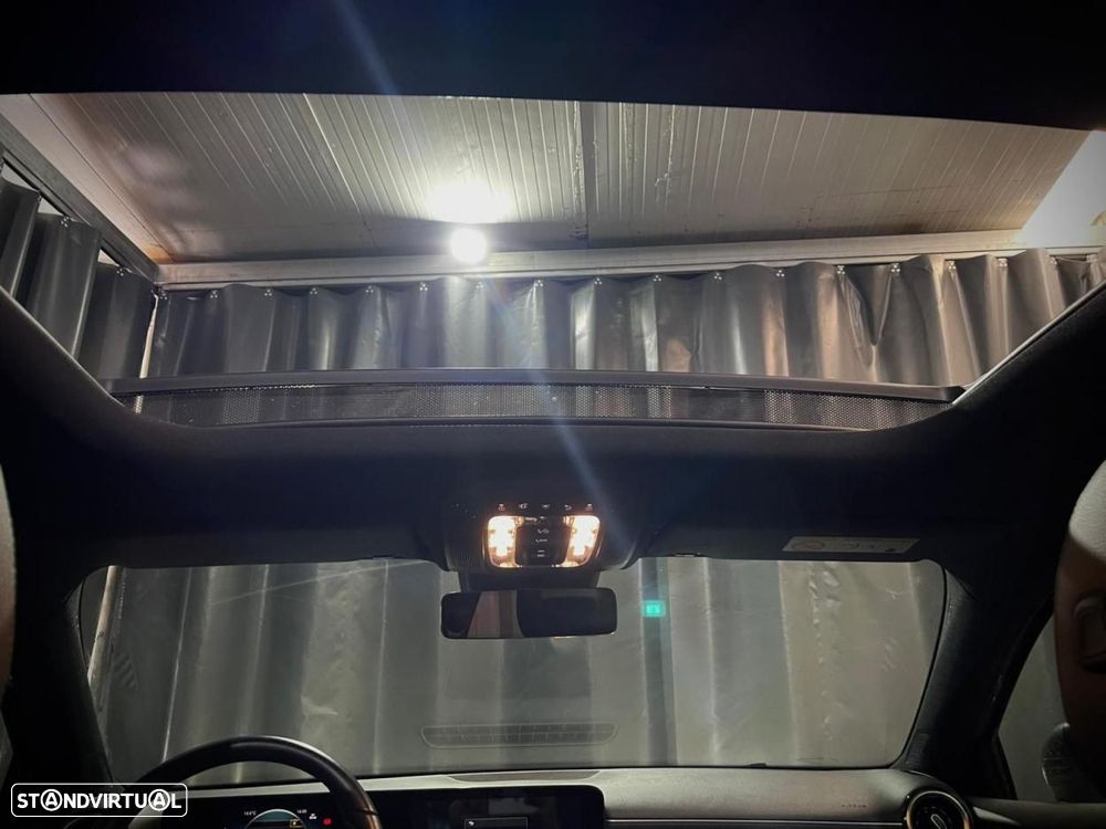 Mercedes-Benz A 250 Limousine - 18