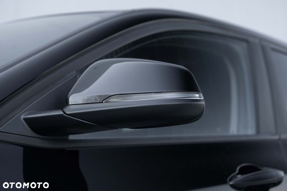 BMW X2 sDrive18d Advantage - 15