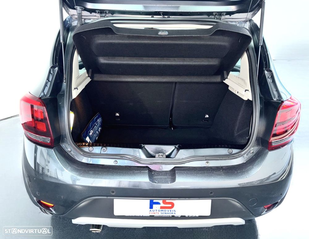 Dacia Sandero 0.9 TCe Stepway - 14