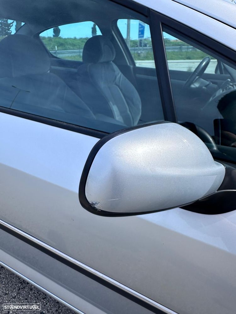 Peugeot 407 1.6 HDi Premium - 15