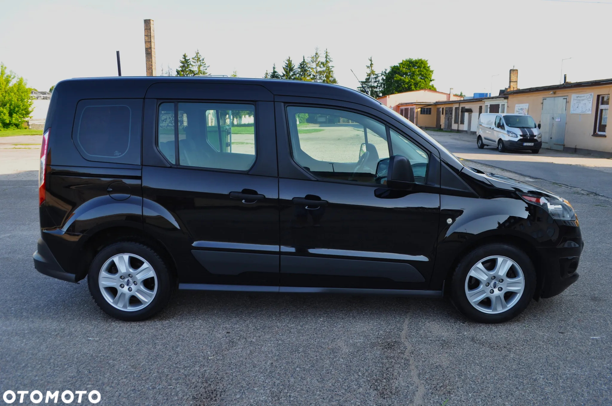 Ford Tourneo Connect 1.5TDCi Trend - 4
