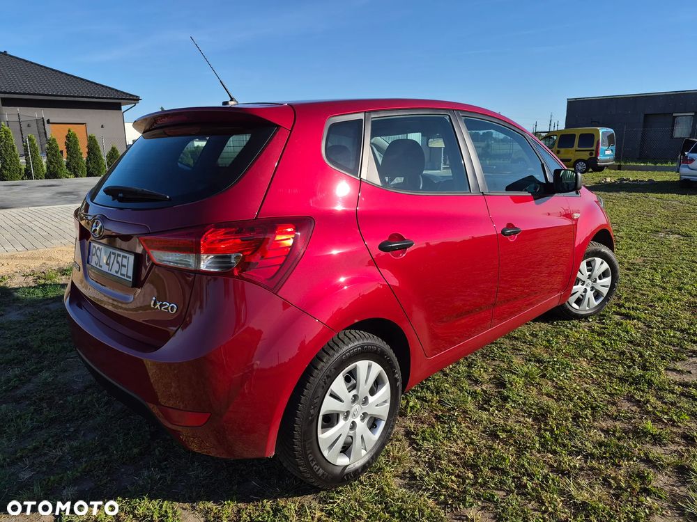 Hyundai ix20 - 10