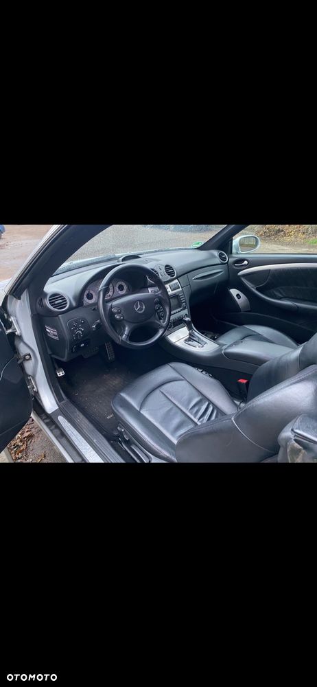 Mercedes-Benz CLK - 6