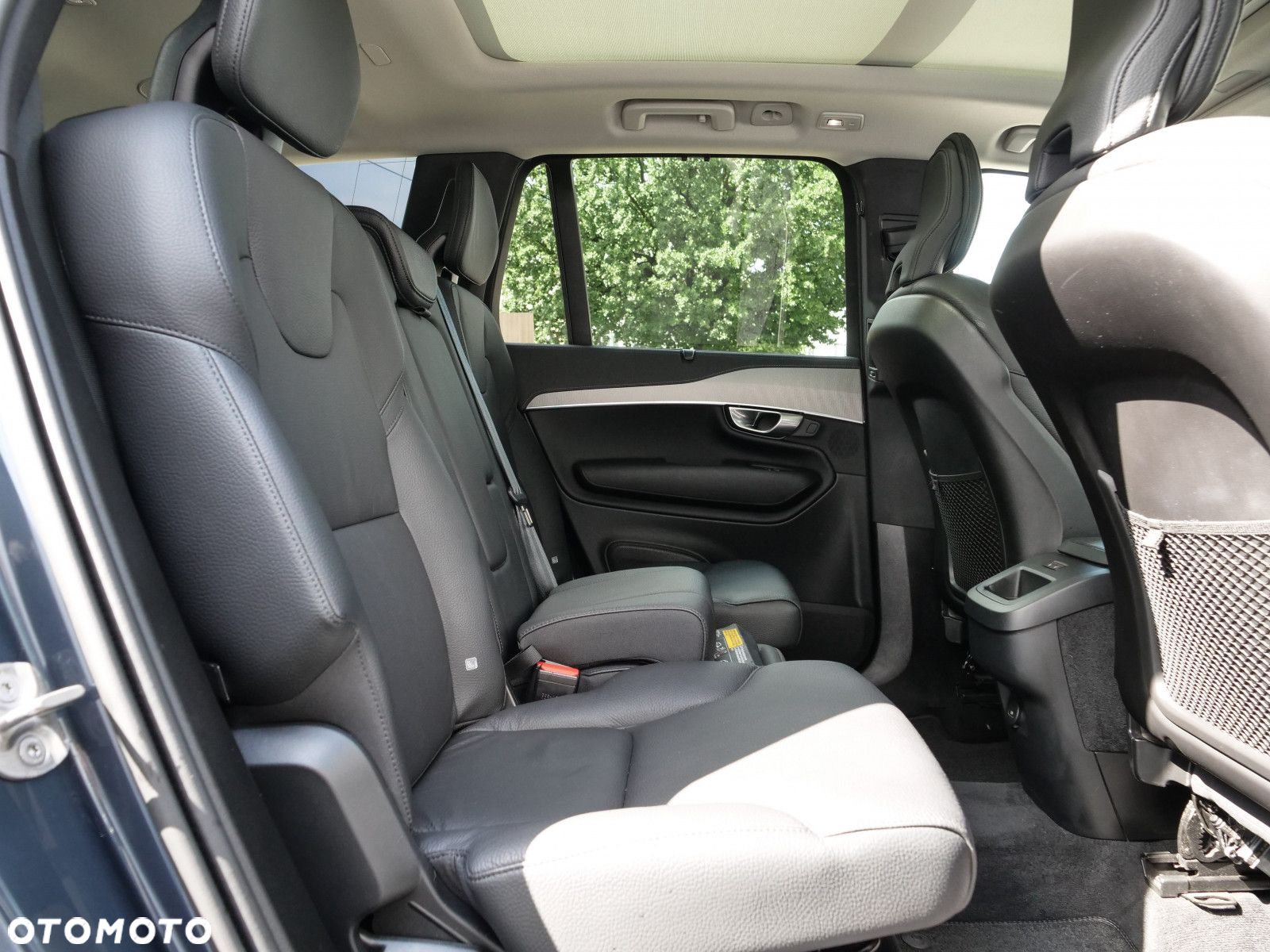 Volvo XC 90 - 32