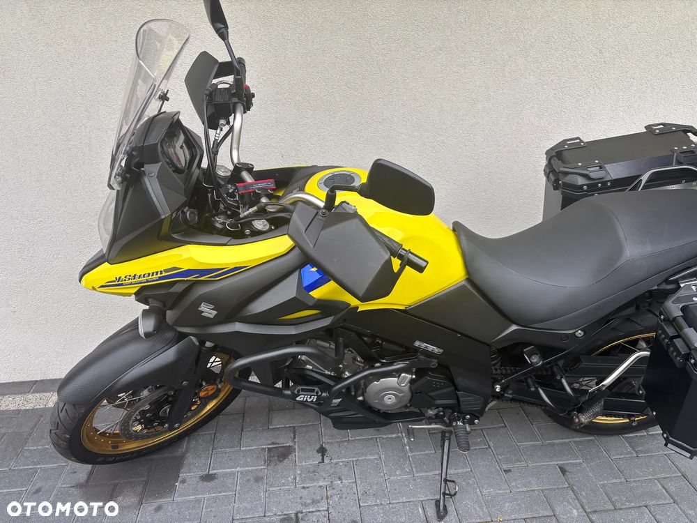 Suzuki DL - 6